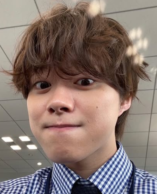 ドアップで映る大橋和也