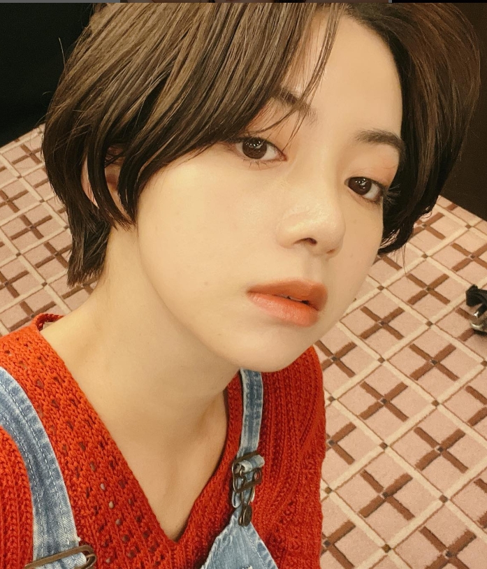 ショートヘアの池田エライザ