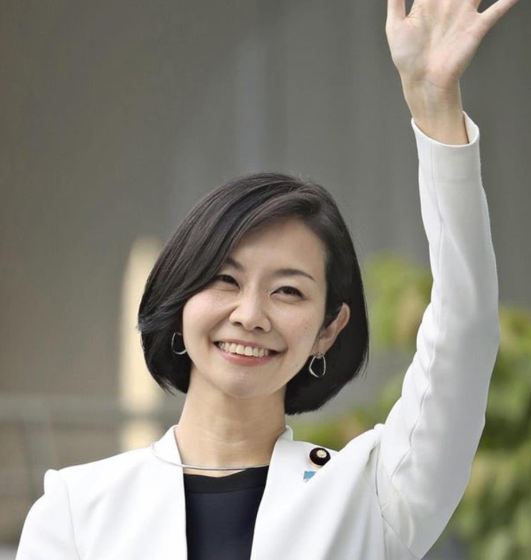 維新を離党し参政党から出馬を表明した梅村みずほ