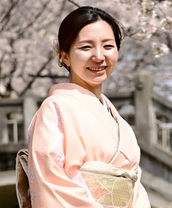 着物姿がよく似合う宮出千慧