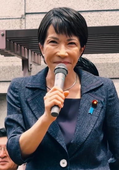 2025年の都議会議員選挙の応援演説に立つ高市早苗