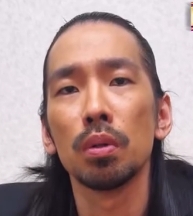 ヒゲが生えている川北茂澄